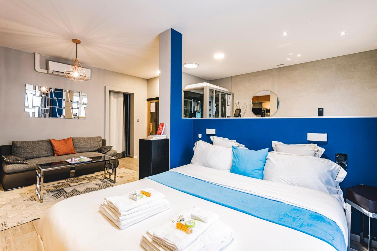 Mv Suite & Spa Reims Bagian luar foto