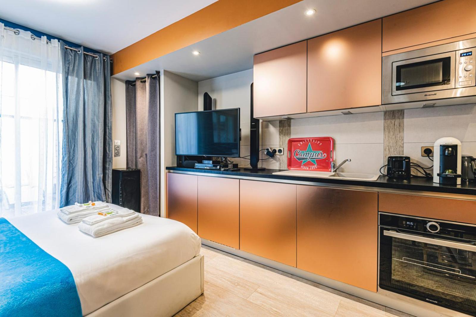 Mv Suite & Spa Reims Ruang foto