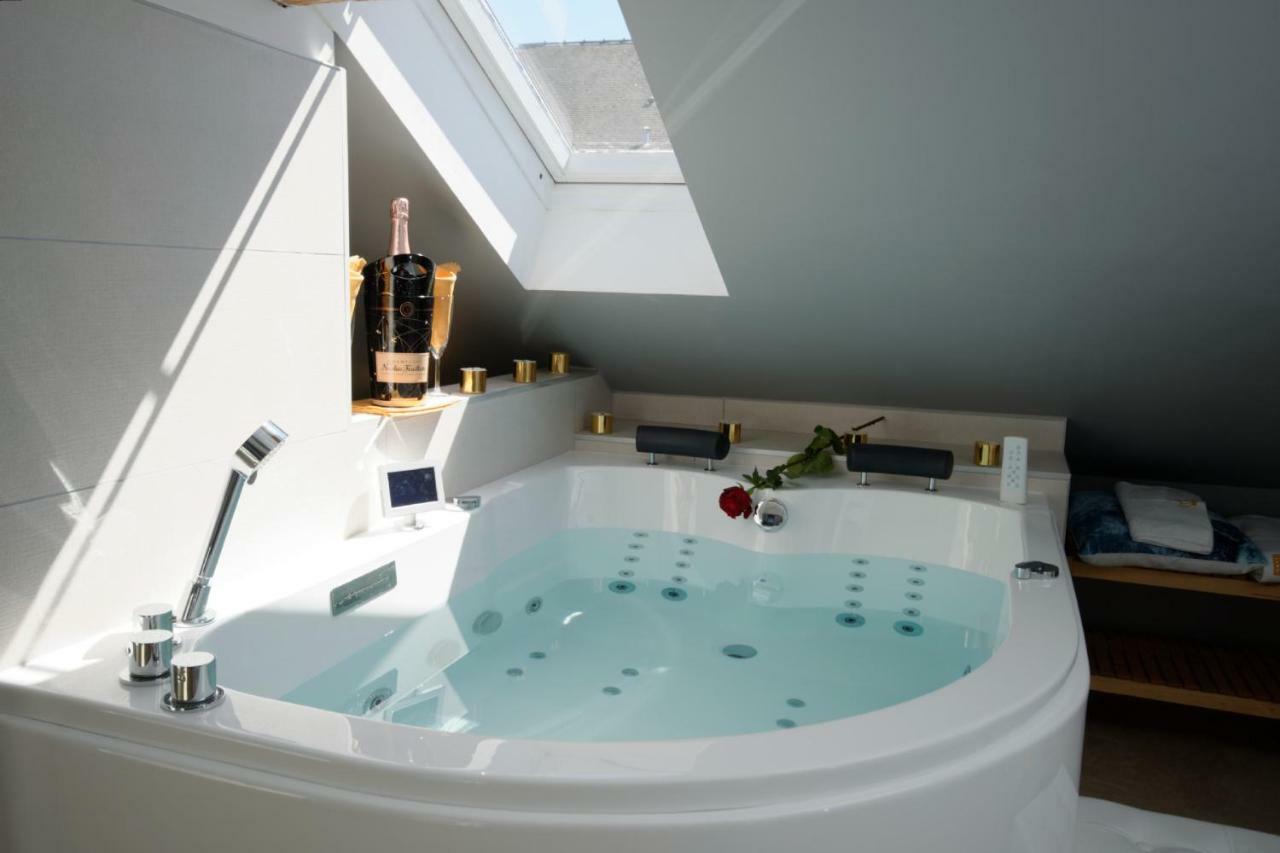 Mv Suite & Spa Reims Bagian luar foto